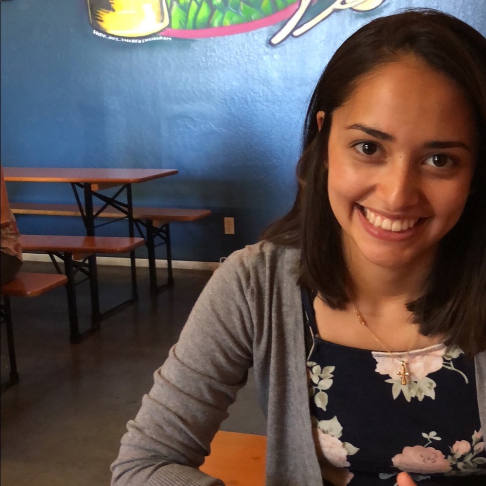 Meet your Posher, Magdalena